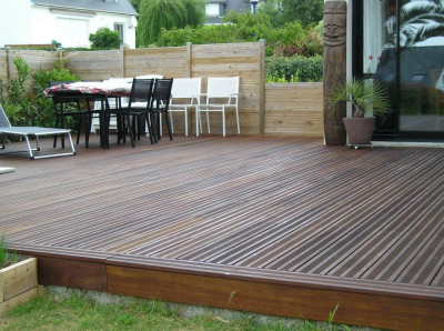 Aménagement terrasse en bois à Saint-Yvi